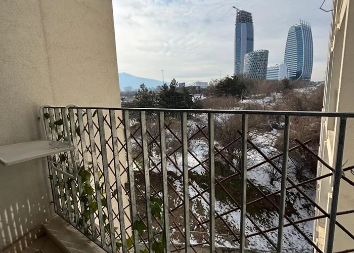 Modern, Cute And Comfy - Free Private Parking Apartman *